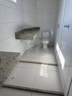 Apartamento Para Vender com 4 quartos 2 suítes no bairro Farolândia em Aracaju