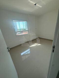 Apartamento Para Vender com 4 quartos 2 suítes no bairro Farolândia em Aracaju