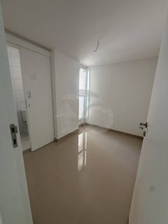 Apartamento Para Vender com 4 quartos 2 suítes no bairro Farolândia em Aracaju