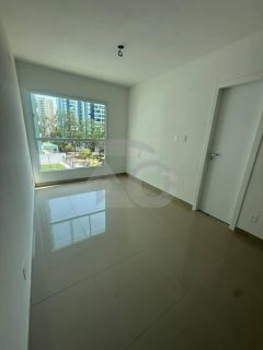 Apartamento Para Vender com 4 quartos 2 suítes no bairro Farolândia em Aracaju