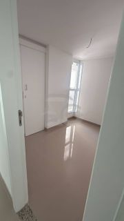 Apartamento Para Vender com 4 quartos 2 suítes no bairro Farolândia em Aracaju