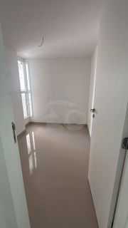 Apartamento Para Vender com 4 quartos 2 suítes no bairro Farolândia em Aracaju