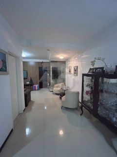 Casa Para Vender com 4 quartos 2 suítes no bairro Suíssa em Aracaju