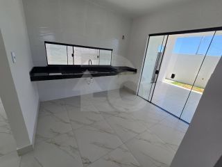 Casa de Condomínio Para Vender com 3 quartos 1 suíte no bairro Olhos d`Água em Barra Dos Coqueiros