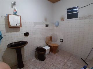 Casa Para Vender com 6 Quartos, sendo 2 Suítes no Bairro Eduardo Gomes em São Cristóvão