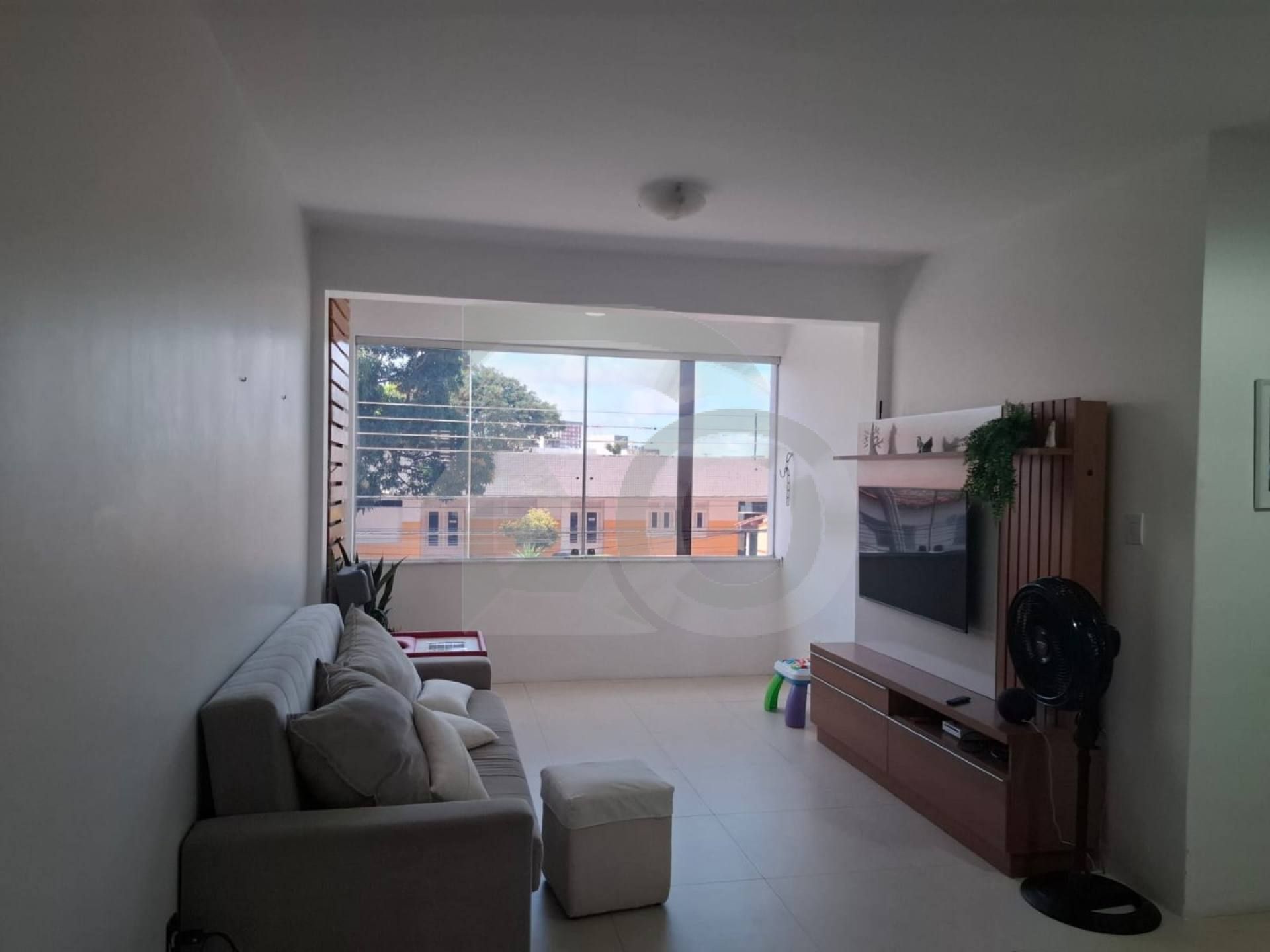 Apartamento Para Vender com 4 quartos 1 suíte no bairro Salgado Filho em Aracaju