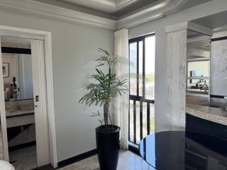 Apartamento Para Vender com 3 quartos 3 suítes no bairro Jardins em Aracaju