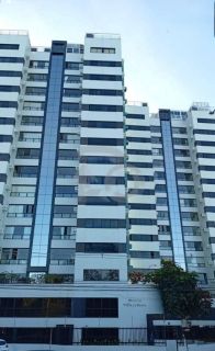 Apartamento Para Vender com 3 quartos 3 suítes no bairro Jardins em Aracaju