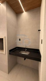 Casa de Condomínio Para Vender com 3 quartos 2 suítes no bairro Olhos d`Água em Barra Dos Coqueiros