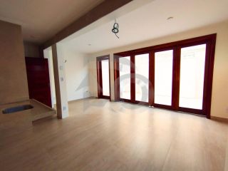 Casa Para Vender com 3 quartos 1 suíte no bairro Atalaia em Aracaju