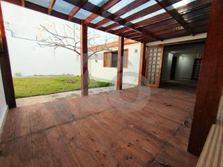 Casa Para Vender com 3 quartos 1 suíte no bairro Atalaia em Aracaju