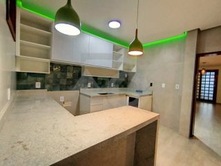 Casa Para Vender com 3 quartos 1 suíte no bairro Atalaia em Aracaju