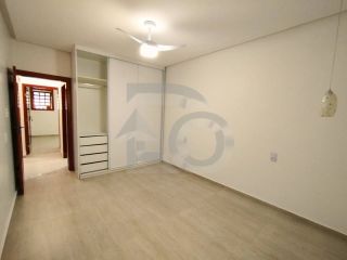 Casa Para Vender com 3 quartos 1 suíte no bairro Atalaia em Aracaju