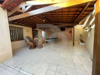 Casa Para Vender com 3 quartos 2 suítes no bairro Aeroporto em Aracaju