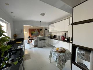 Casa Para Vender com 3 quartos 2 suítes no bairro Aeroporto em Aracaju