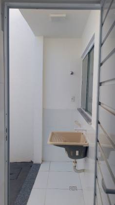 Casa Para Vender com 02 quartos sendo 1 suite no bairro Marivan em Aracaju