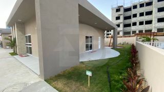 Apartamento Para Vender com 2 quartos 1 suíte no Condomínio Coral Village