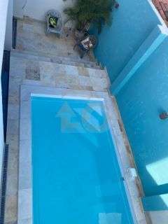 Casa Para Vender com 3 quartos 2 suítes no bairro Atalaia em Aracaju