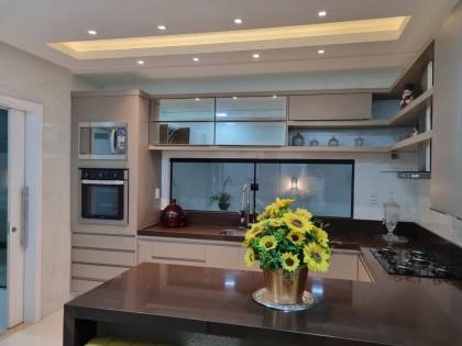 Casa de Condomínio Para Vender com 4 quartos 3 suítes no bairro Robalo em Aracaju