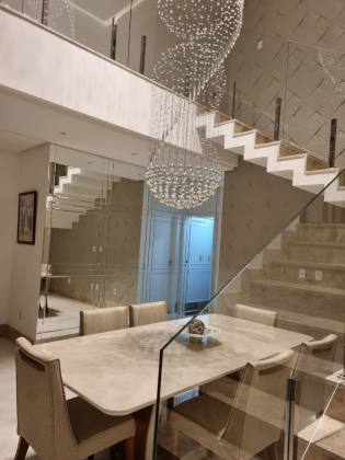 Casa de Condomínio Para Vender com 4 quartos 3 suítes no bairro Robalo em Aracaju