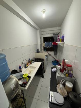 Apartamento Para Vender com 2 quartos no Canto Feliz Residencial
