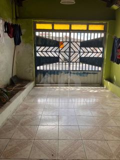 Casa Para Vender com 4 quartos 1 suíte no bairro Bugio em Aracaju