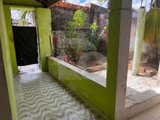 Casa Para Vender com 4 quartos 1 suíte no bairro Bugio em Aracaju