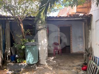 Casa Para Vender com 4 quartos 1 suíte no bairro Bugio em Aracaju