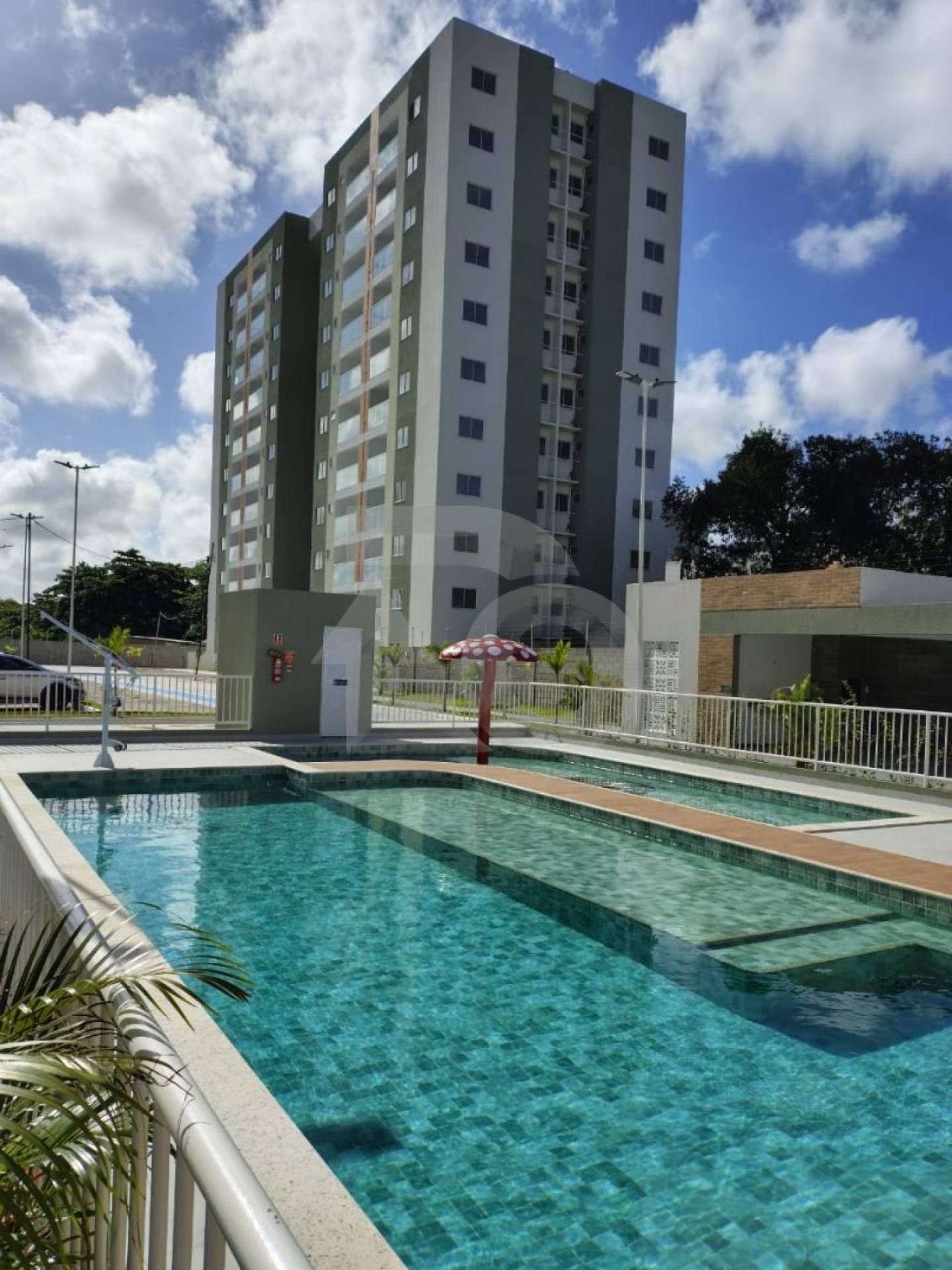 Apartamento Para Vender com 3 quartos 1 suíte no bairro Jabotiana em Aracaju
