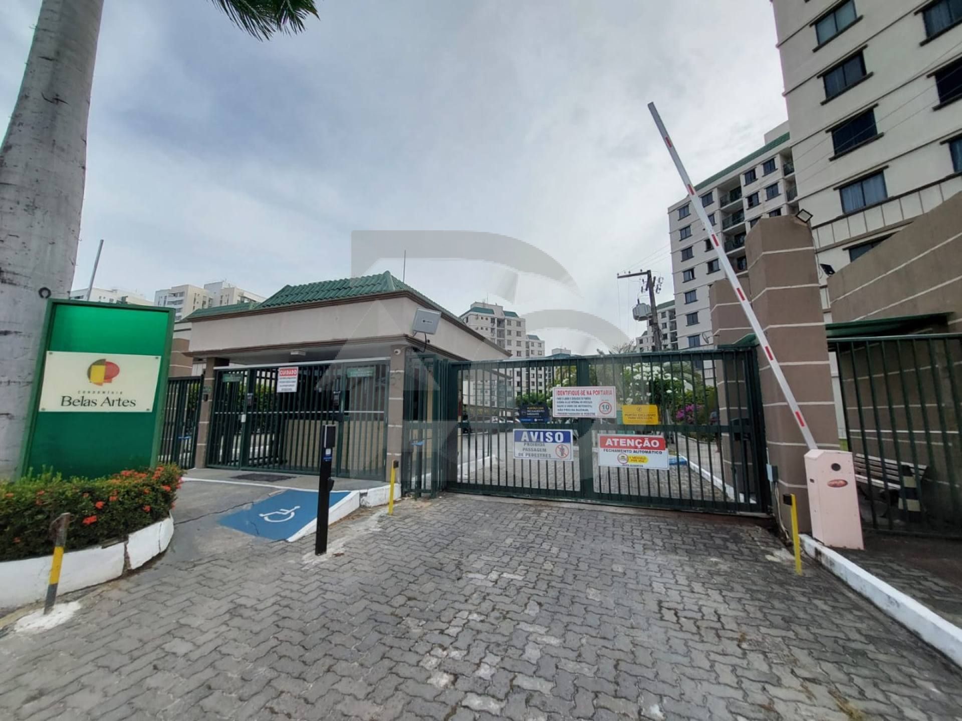 Apartamento Para Vender com 3 quartos 1 suítes no bairro Farolândia em Aracaju