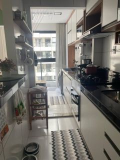 Apartamento Para Vender com 2 quartos 1 suíte no bairro Farolândia em Aracaju