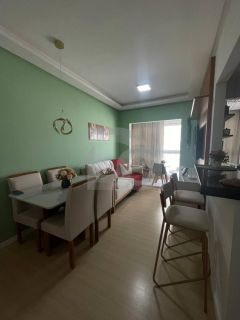 Apartamento Para Vender com 2 quartos 1 suíte no bairro Farolândia em Aracaju