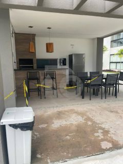 Apartamento Para Vender com 2 quartos 1 suíte no bairro Farolândia em Aracaju