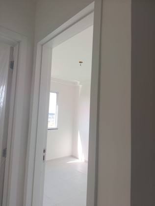 Apartamento Para Vender com 2 quartos 1 suíte no Condomínio Coral Village