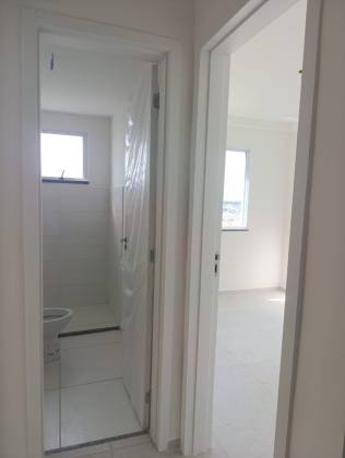 Apartamento Para Vender com 2 quartos 1 suíte no Condomínio Coral Village