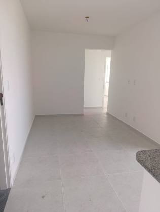 Apartamento Para Vender com 2 quartos 1 suíte no Condomínio Coral Village