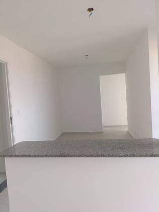 Apartamento Para Vender com 2 quartos 1 suíte no Condomínio Coral Village