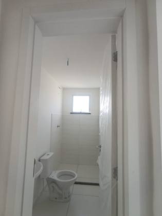 Apartamento Para Vender com 2 quartos 1 suíte no Condomínio Coral Village