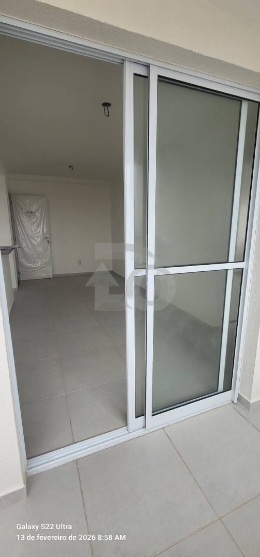 Apartamento Para Vender com 2 quartos 1 suítes no bairro Espaço Tropical em Barra dos Coqueiros