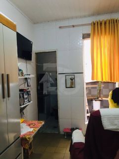 Casa Para Vender com 3 quartos 1 suítes no bairro Farolândia em Aracaju