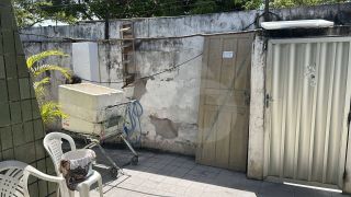 Casa Para Vender com 4 quartos 2 suítes no bairro Farolândia em Aracaju