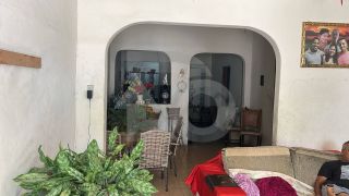 Casa Para Vender com 4 quartos 2 suítes no bairro Farolândia em Aracaju