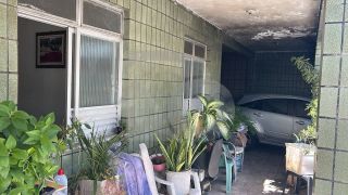 Casa Para Vender com 4 quartos 2 suítes no bairro Farolândia em Aracaju