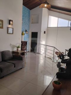 Casa Para Vender com 5 quartos 3 suítes no bairro Aruana em Aracaju