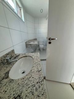 Apartamento Para Vender com 2 quartos 2 suítes no bairro Farolândia em Aracaju