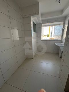 Apartamento Para Vender com 2 quartos 2 suítes no bairro Farolândia em Aracaju