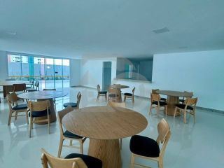 Apartamento Para Vender com 2 quartos 2 suítes no bairro Farolândia em Aracaju