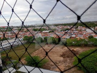 Apartamento Para Vender com 3 quartos 1 suítes no bairro Jabotiana em Aracaju