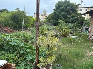 Lote / Terreno de Bairro Para Vender no bairro Farolândia em Aracaju
