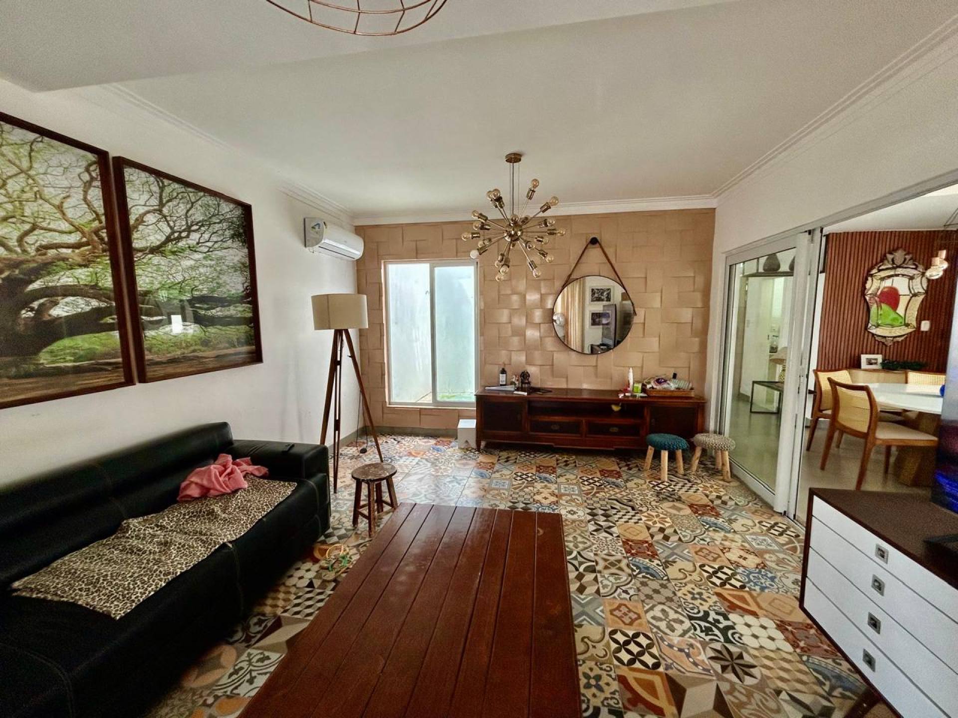 Excelente Casa no Cond. Dermeval Mattos